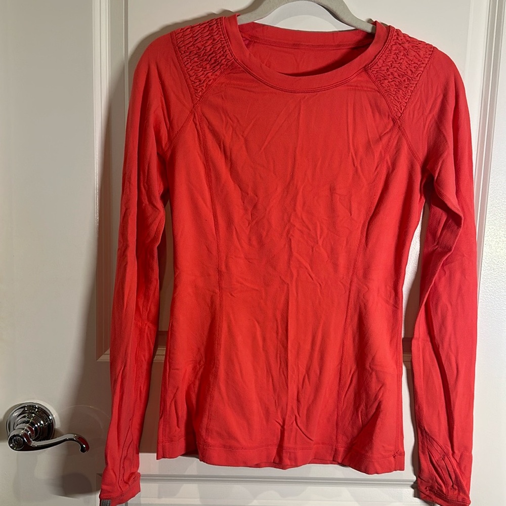 Lululemon Rulu Longsleeve Top size 6